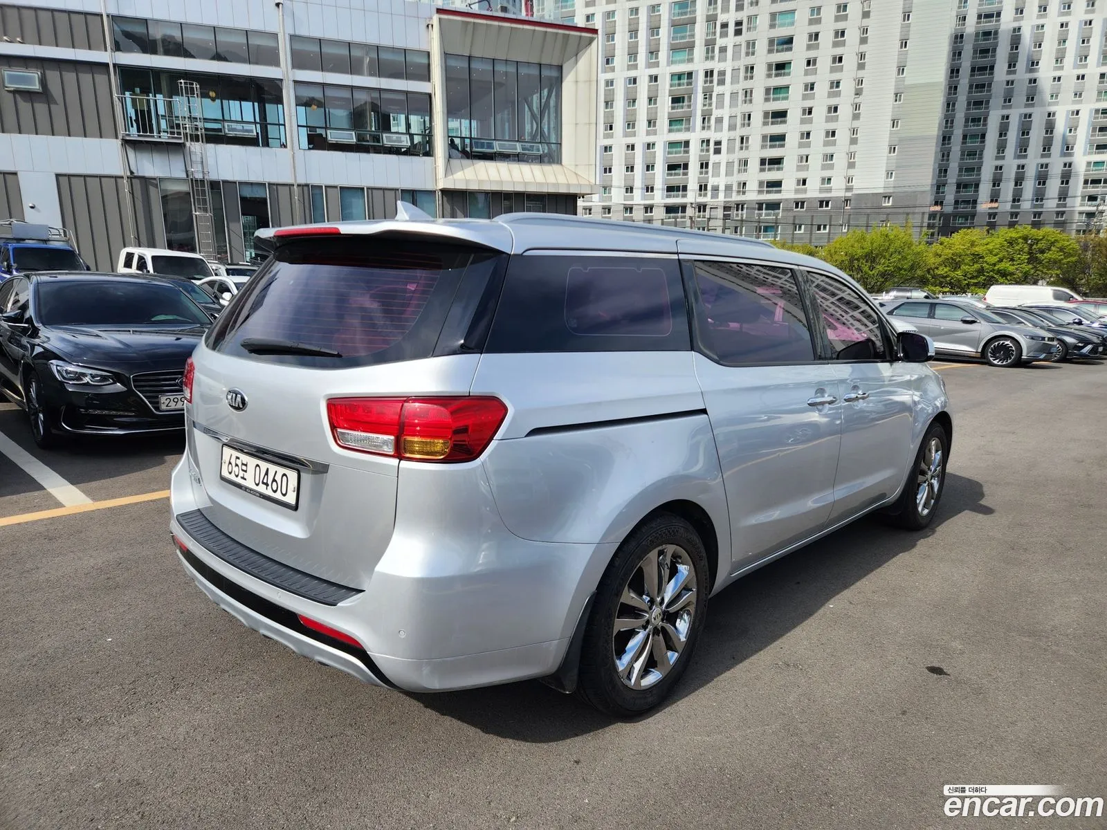 Kia Carnival 2016 — 7