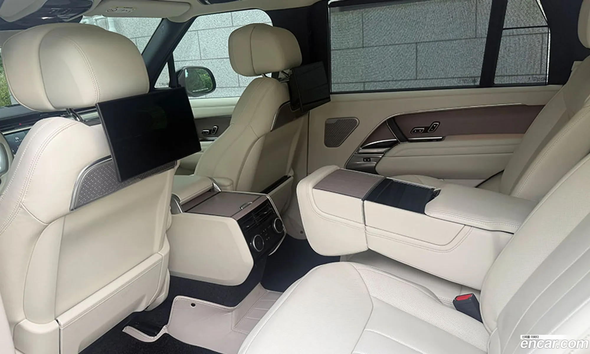 Land Rover Range Rover 2025 — 4