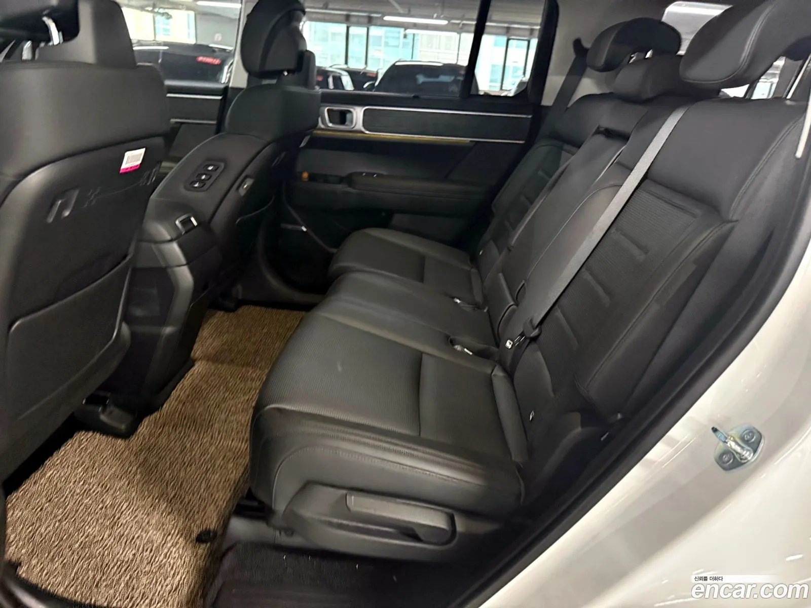 Hyundai Santa Fe 2025 — 16