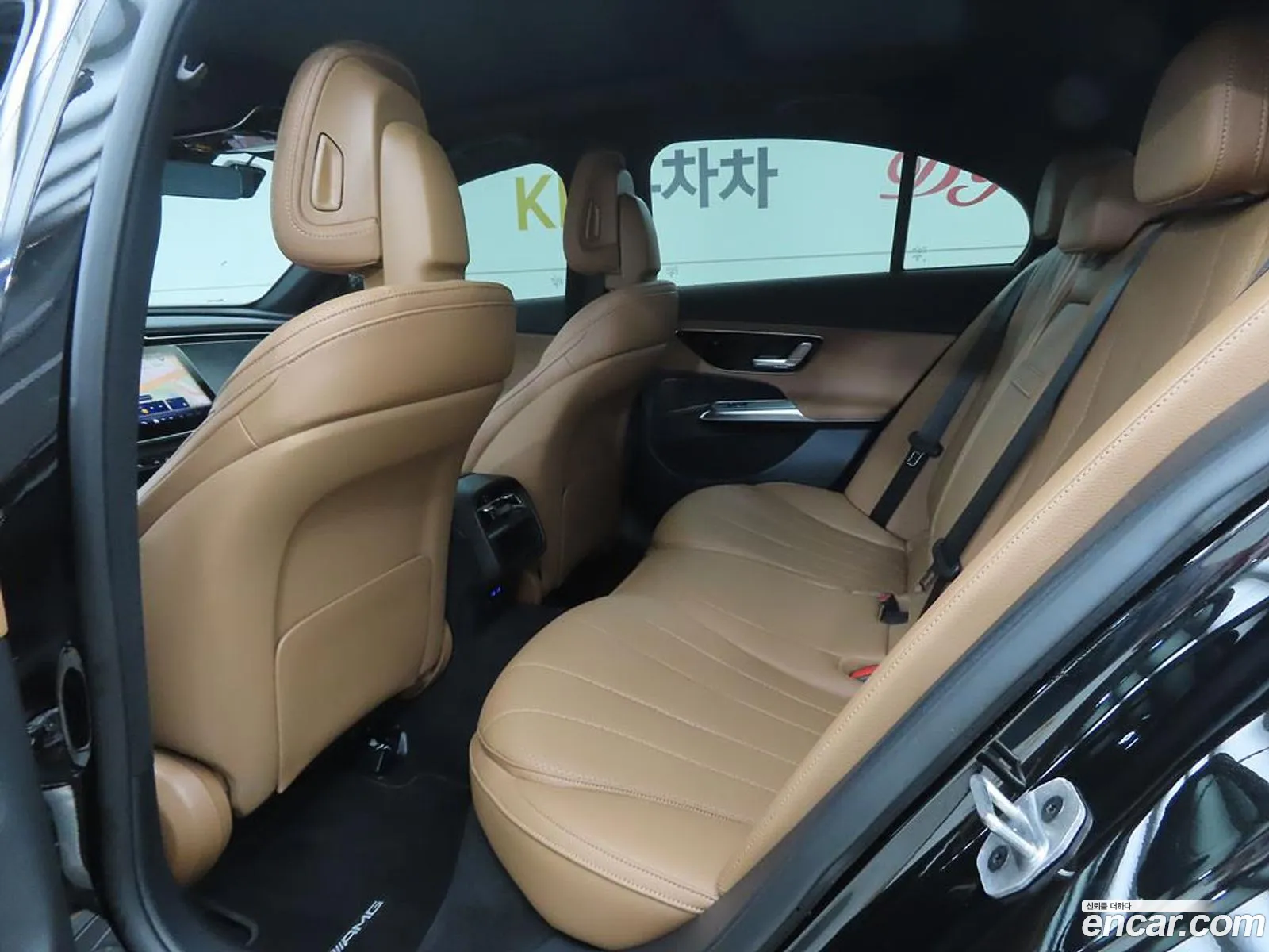 Mercedes-Benz E-Class W214 2025 — 12