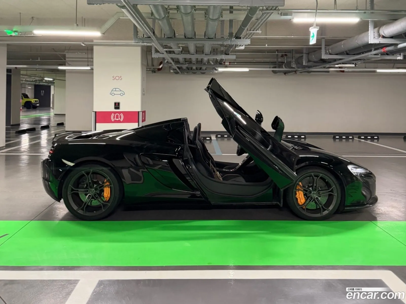 McLaren 650S