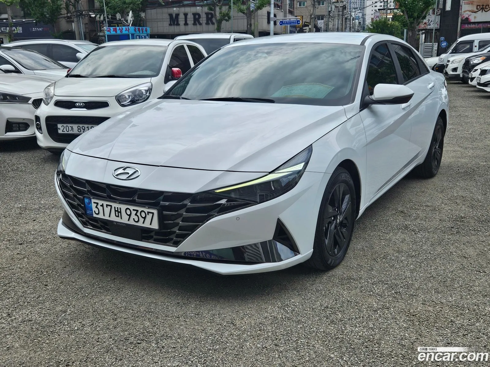 Hyundai Elantra 2021 — 12