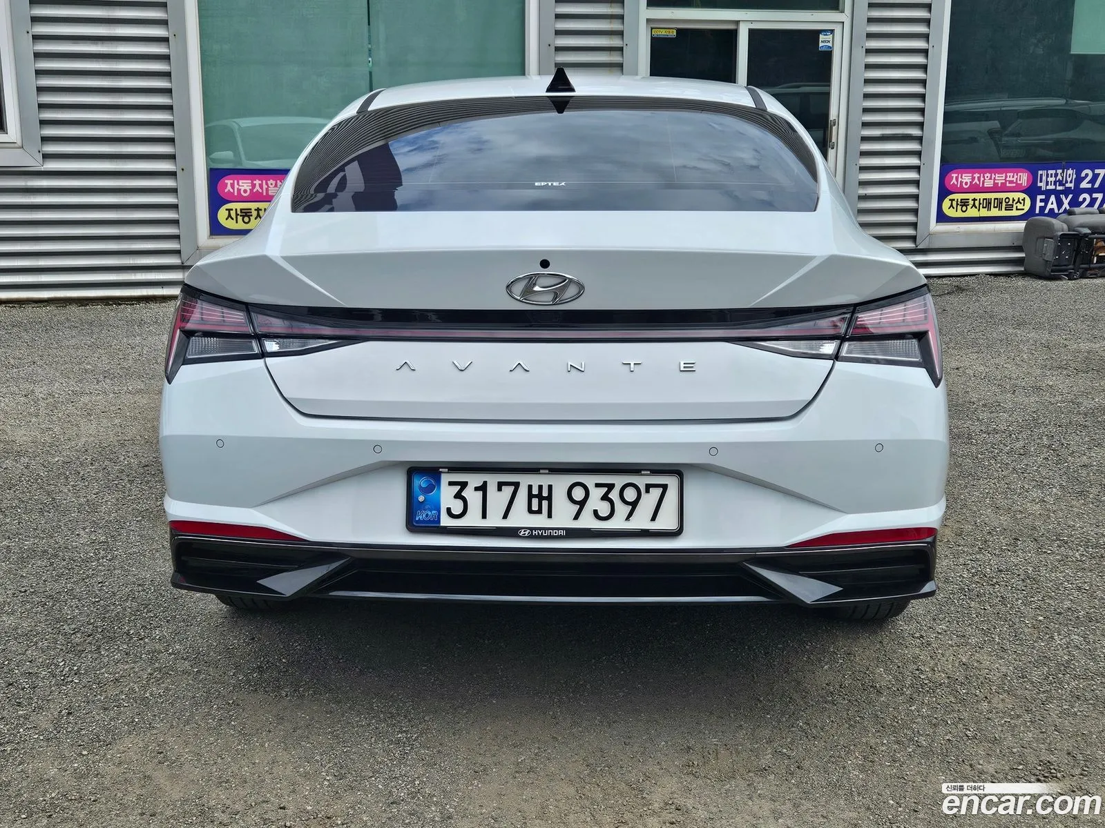 Hyundai Elantra 2021 — 16