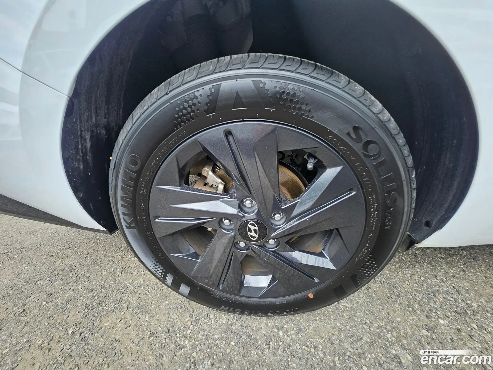 Hyundai Elantra 2021 — 10
