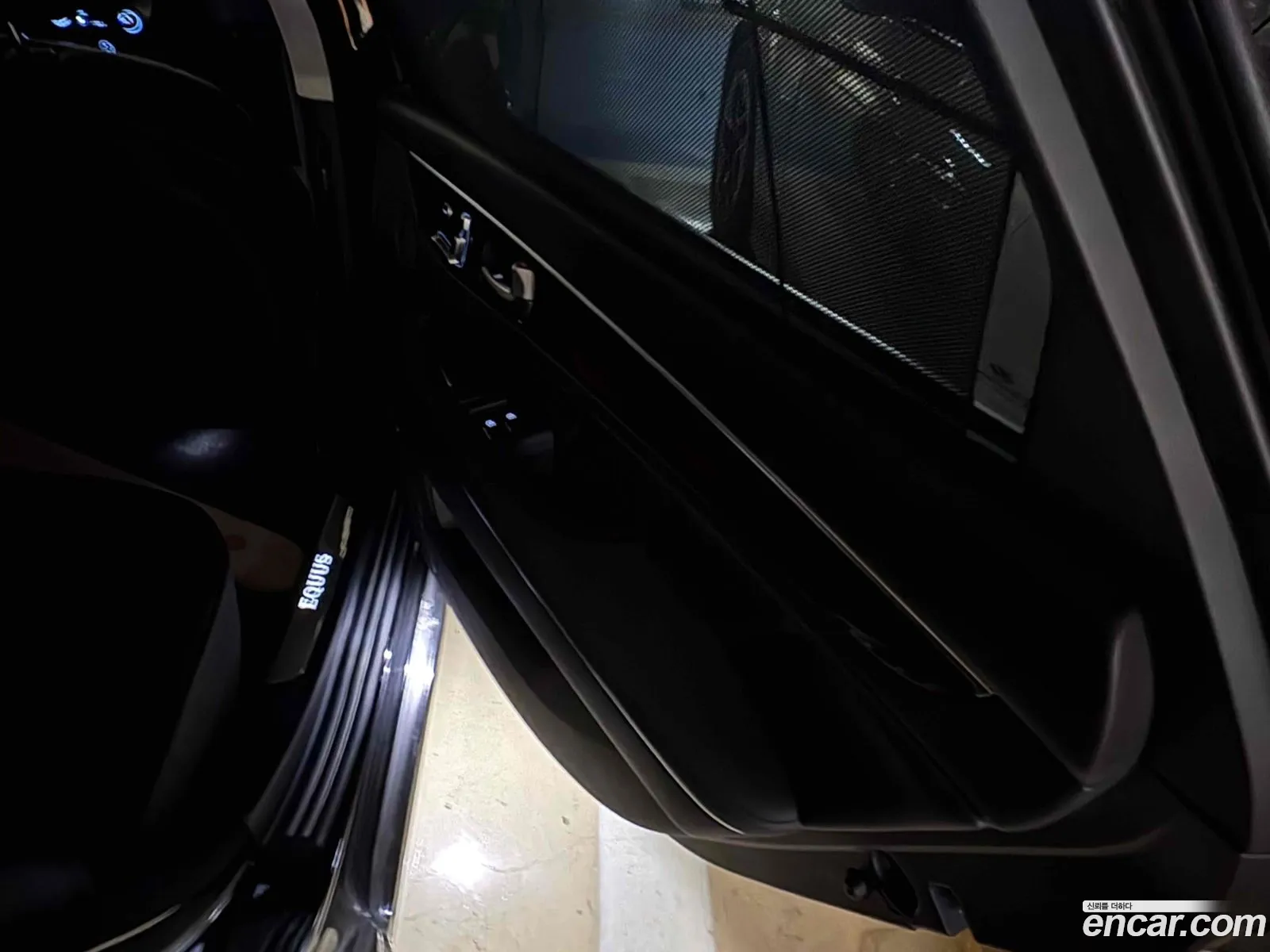 Hyundai Equus 2012 — 3
