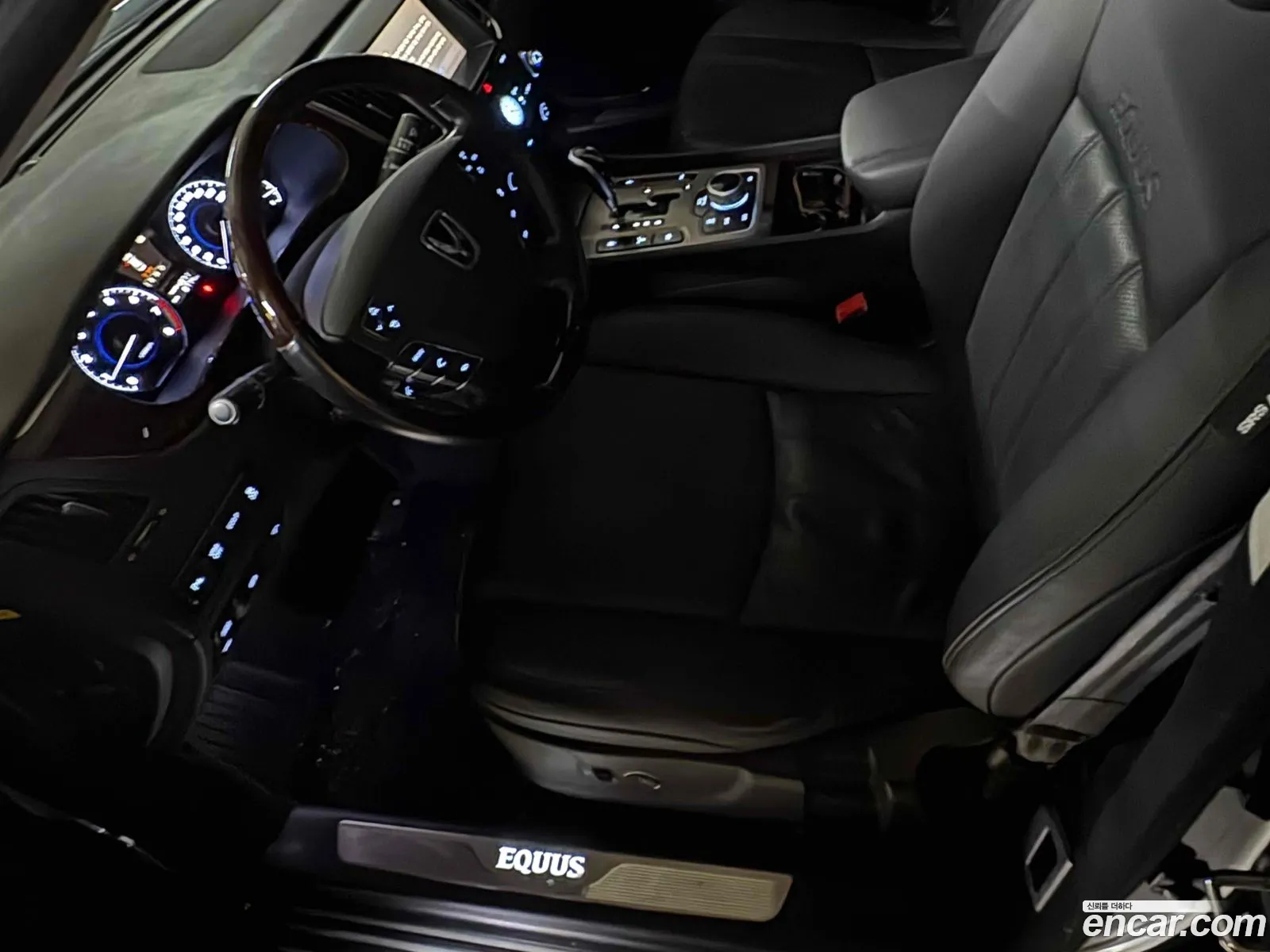 Hyundai Equus 2012 — 4