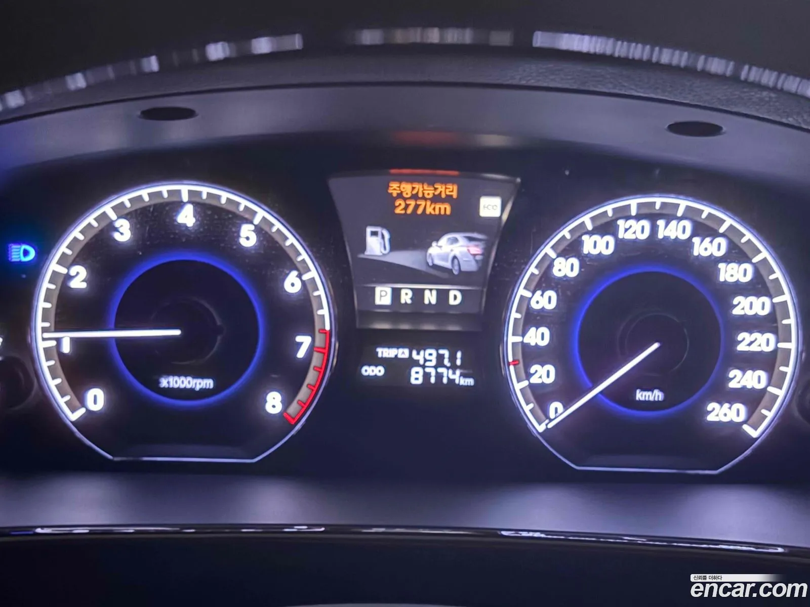 Hyundai Equus 2012 — 18