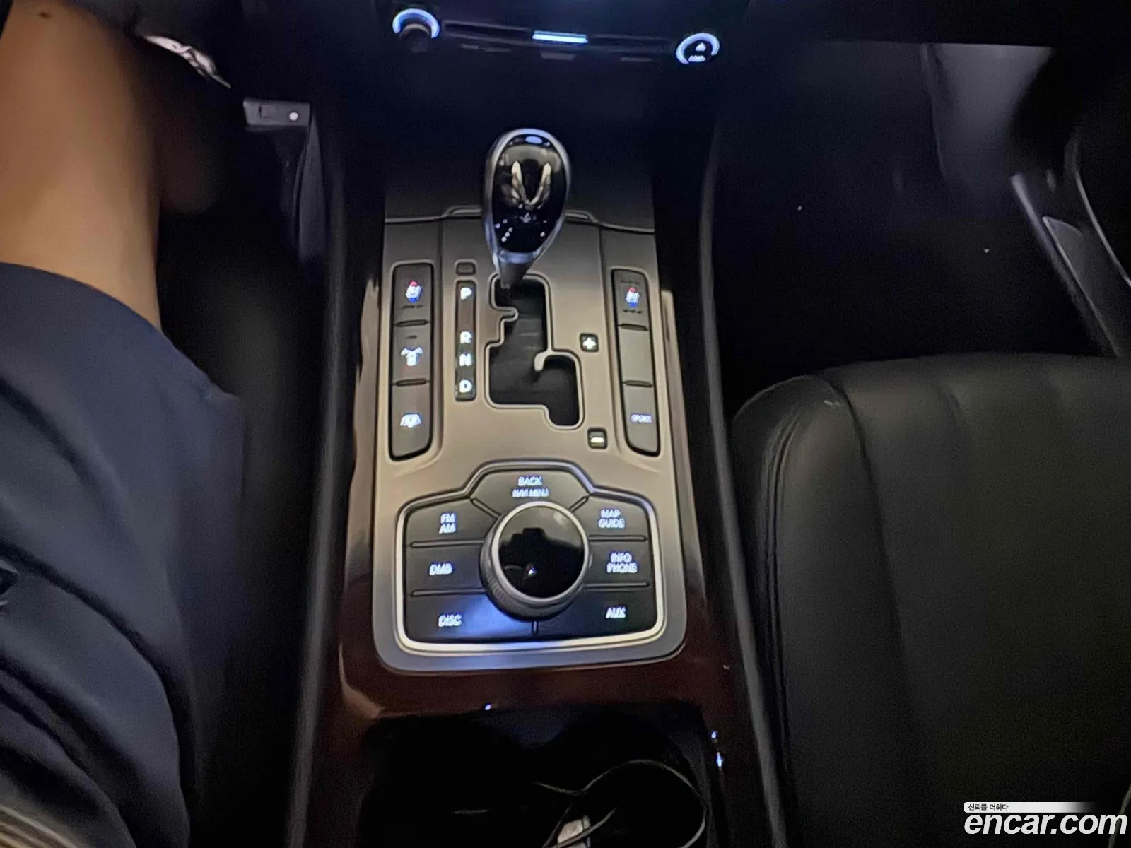 Hyundai Equus 2012 — 12