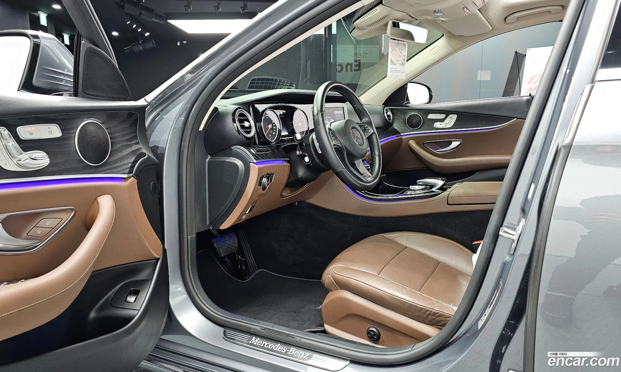 Mercedes-Benz E-Class W213 2017 — 12