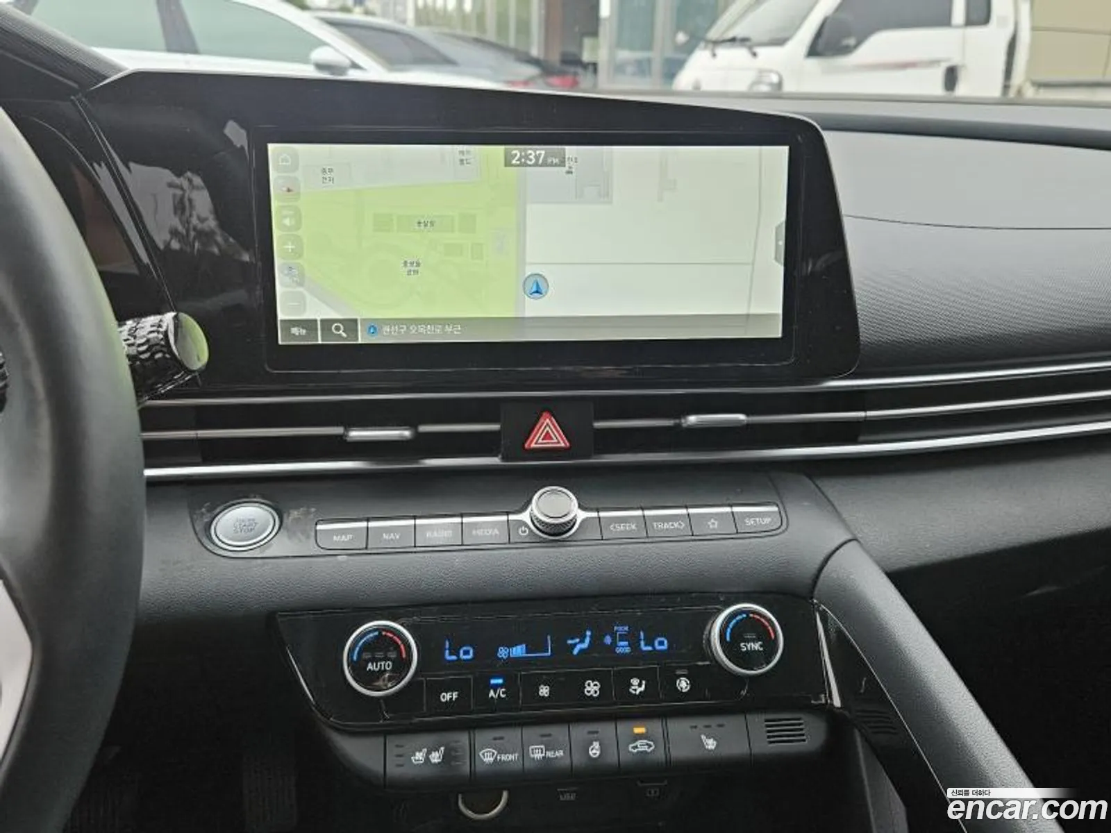 Hyundai Elantra 2021 — 14
