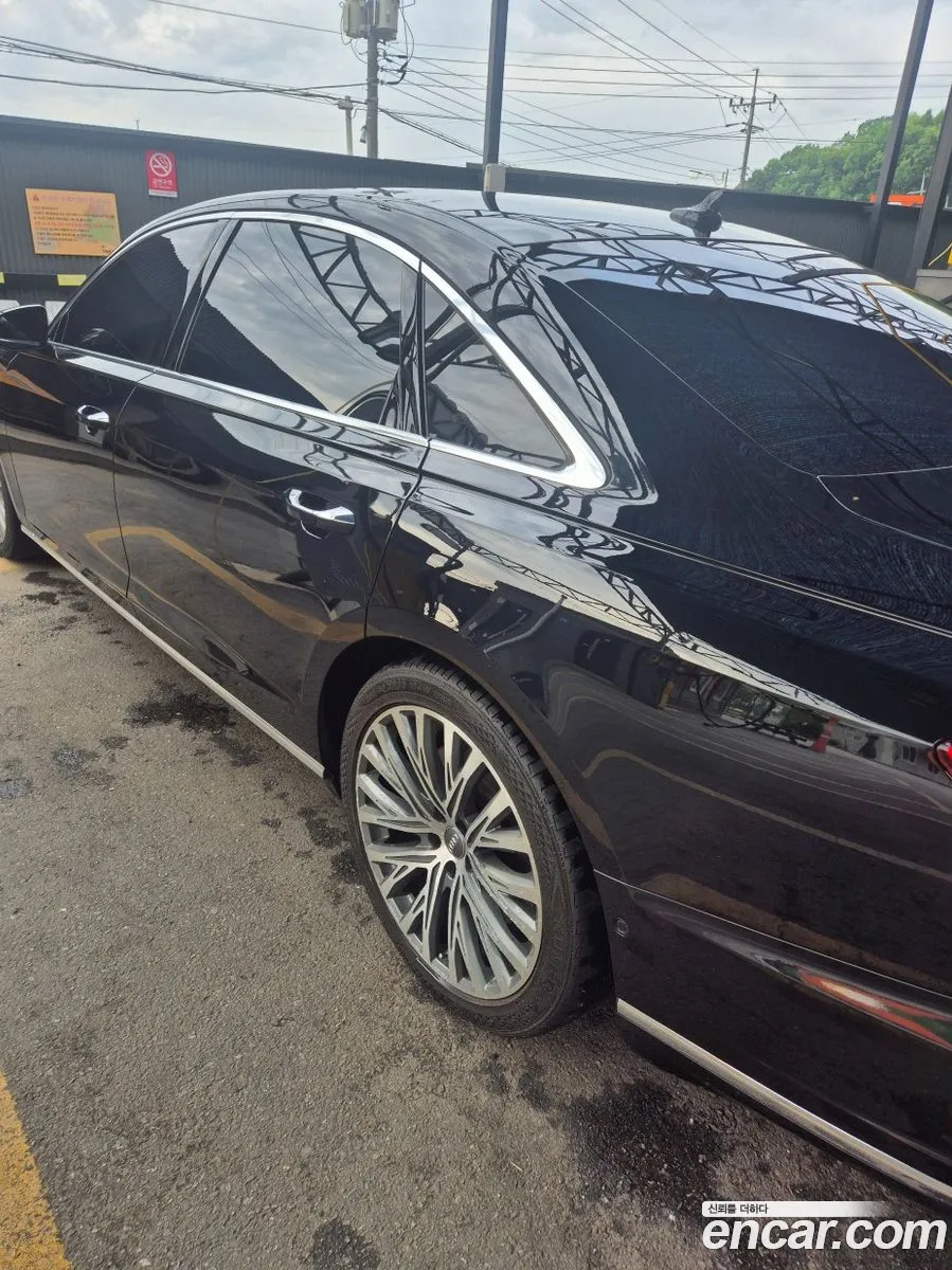 Audi A8 2020 — 8