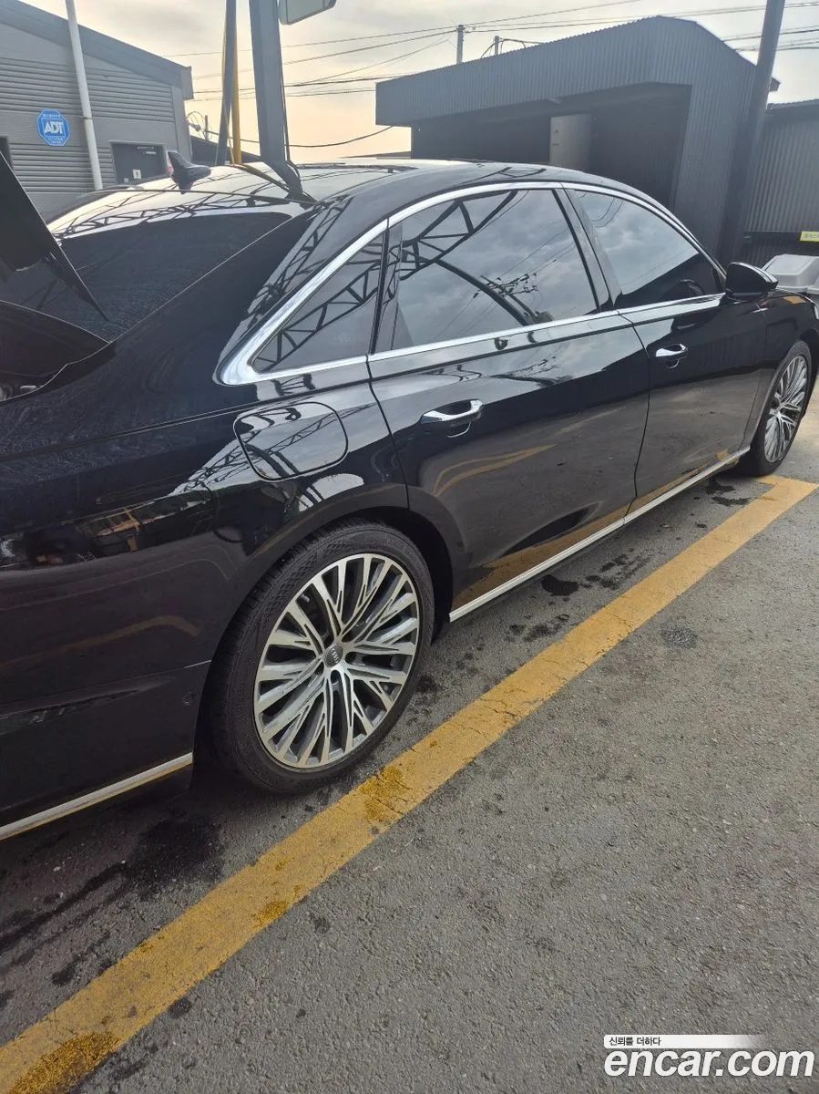Audi A8 2020 — 5