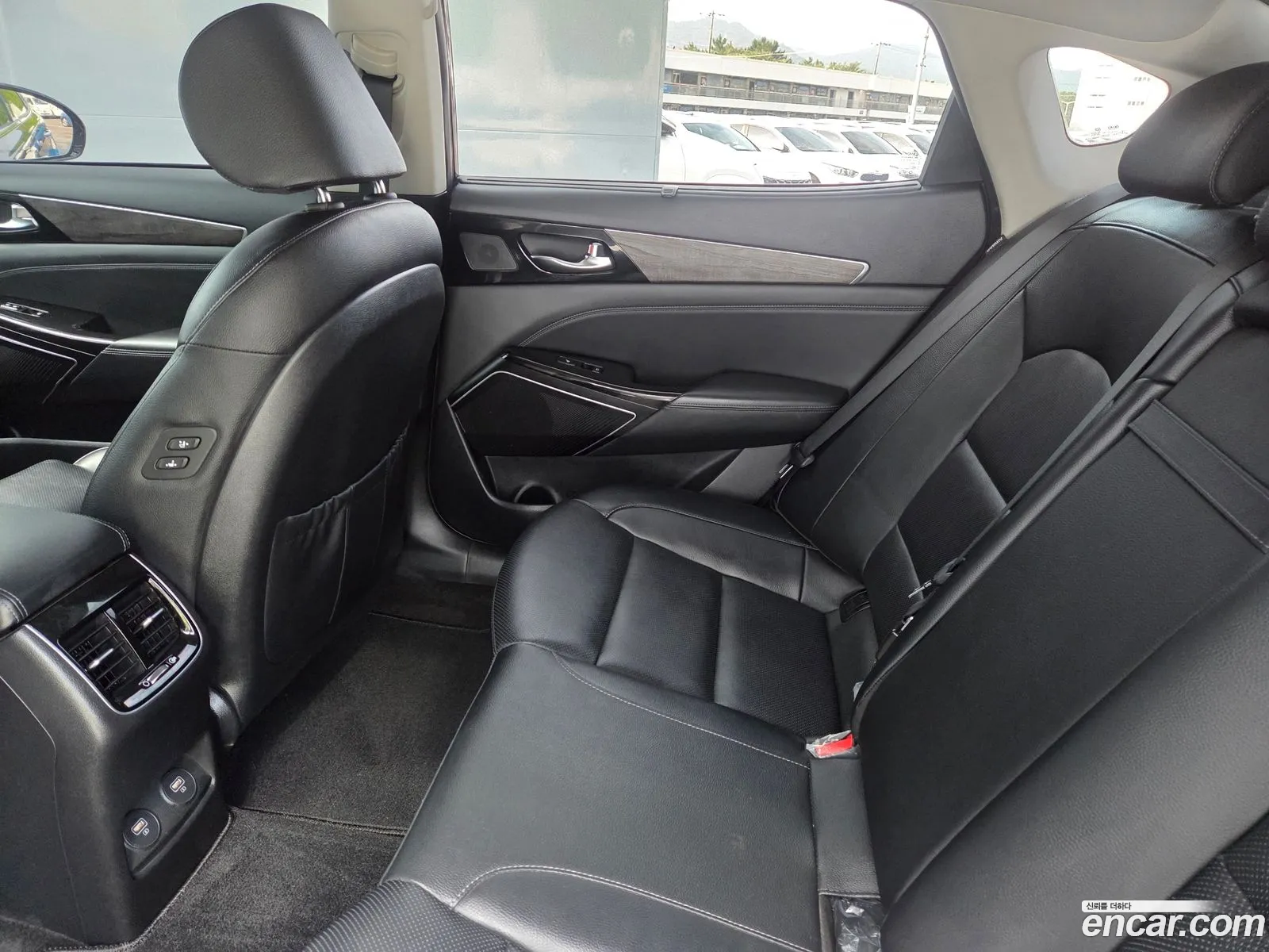 Kia K7 Premier 2021 — 8