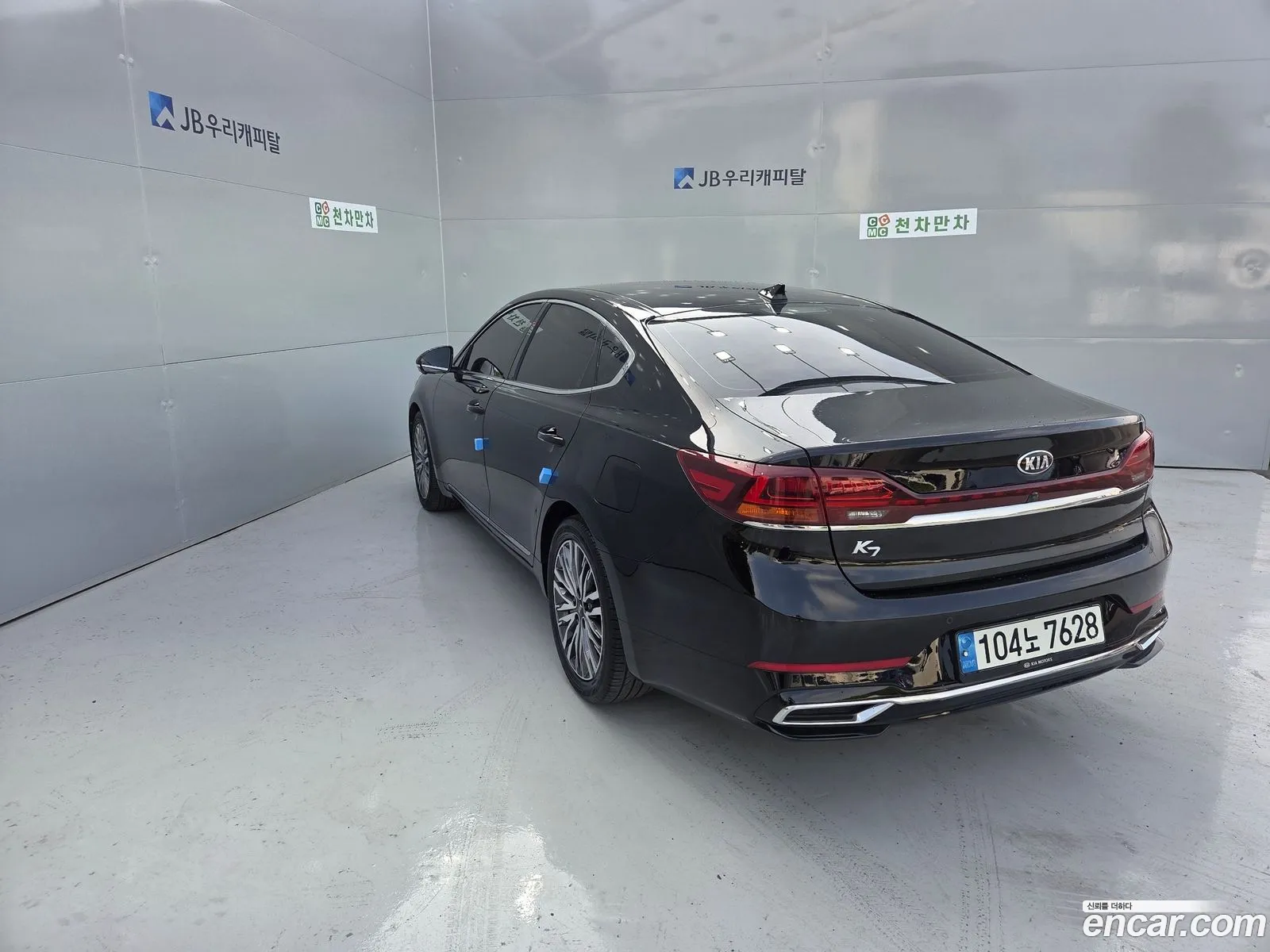 Kia K7 Premier 2021 — 16