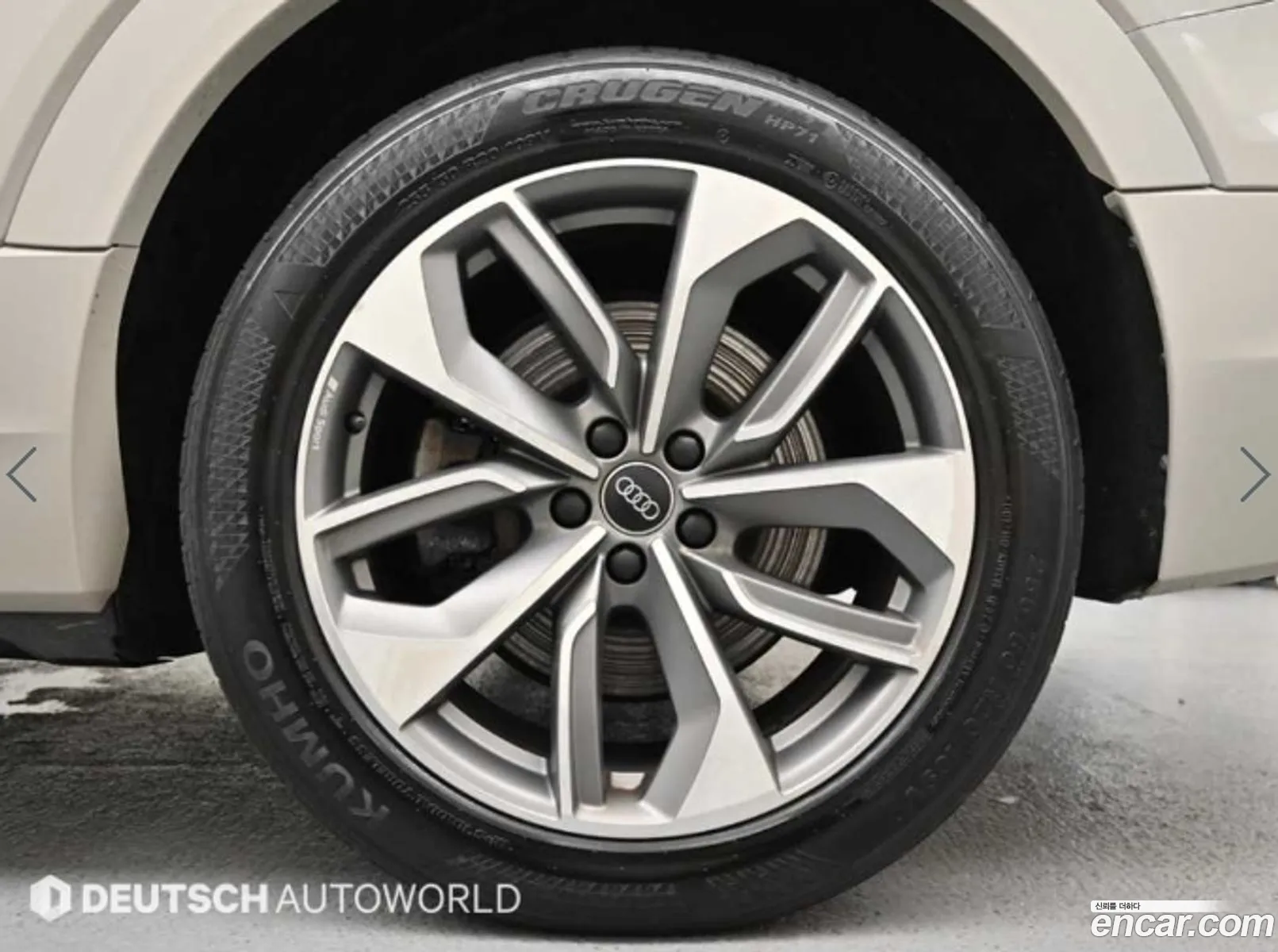 Audi e-tron 2020 — 17
