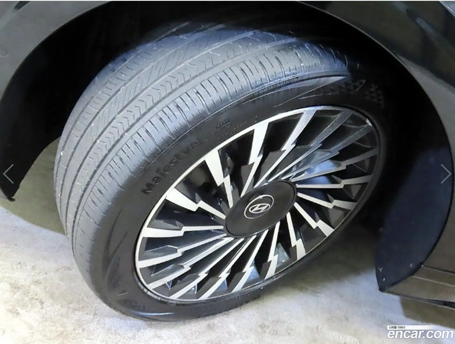 Hyundai Grandeur 2023 — 3