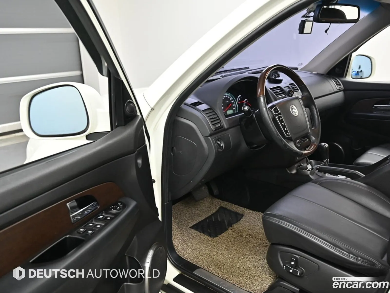 KG Mobility (SsangYong) Rexton W 2013 — 9
