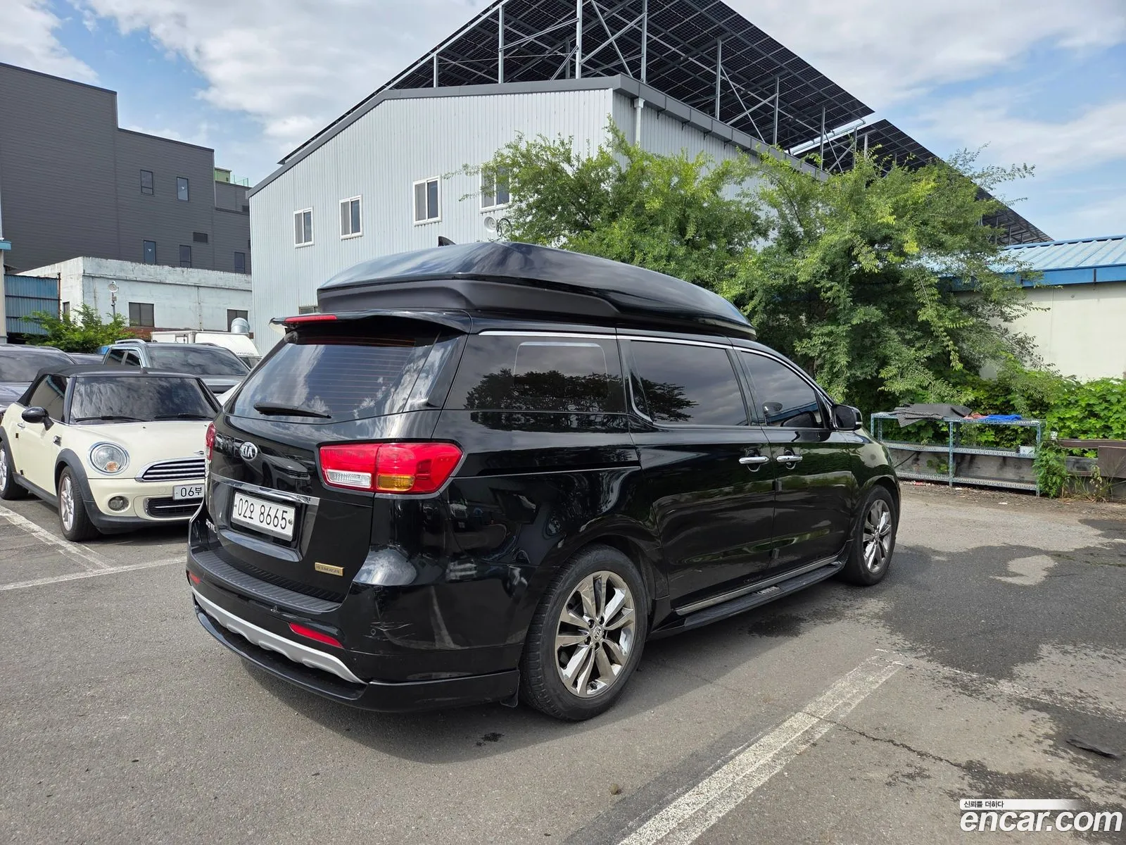 Kia Carnival 2017 — 15
