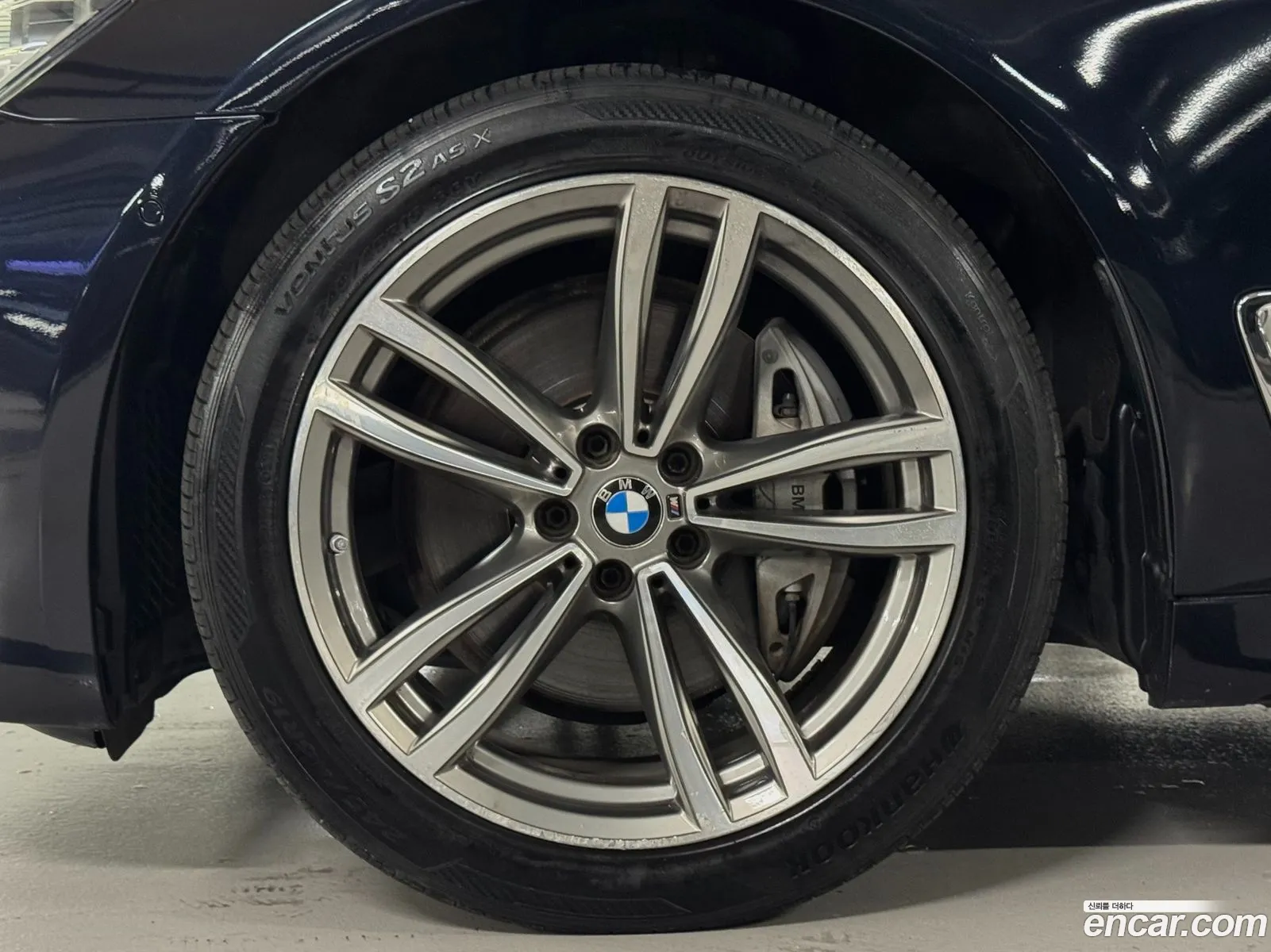 BMW 7 Series 2018 — 12