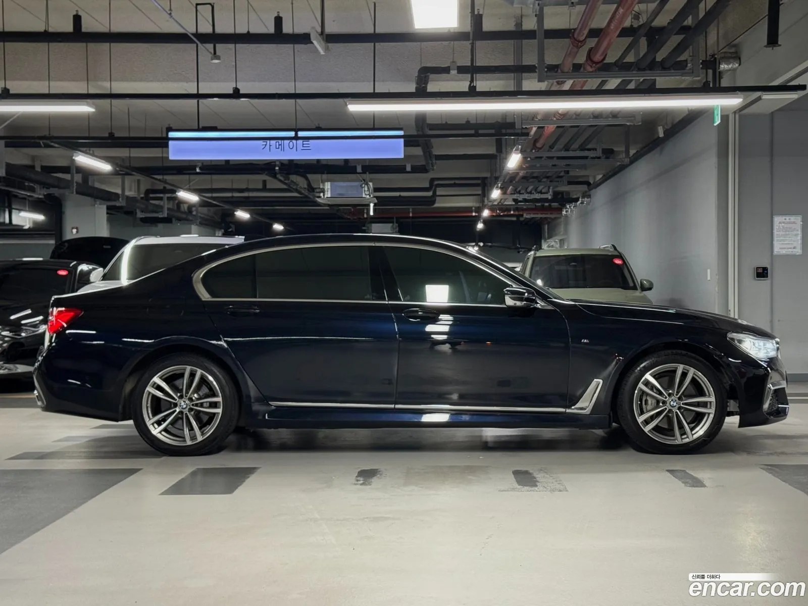 BMW 7 Series 2018 — 13