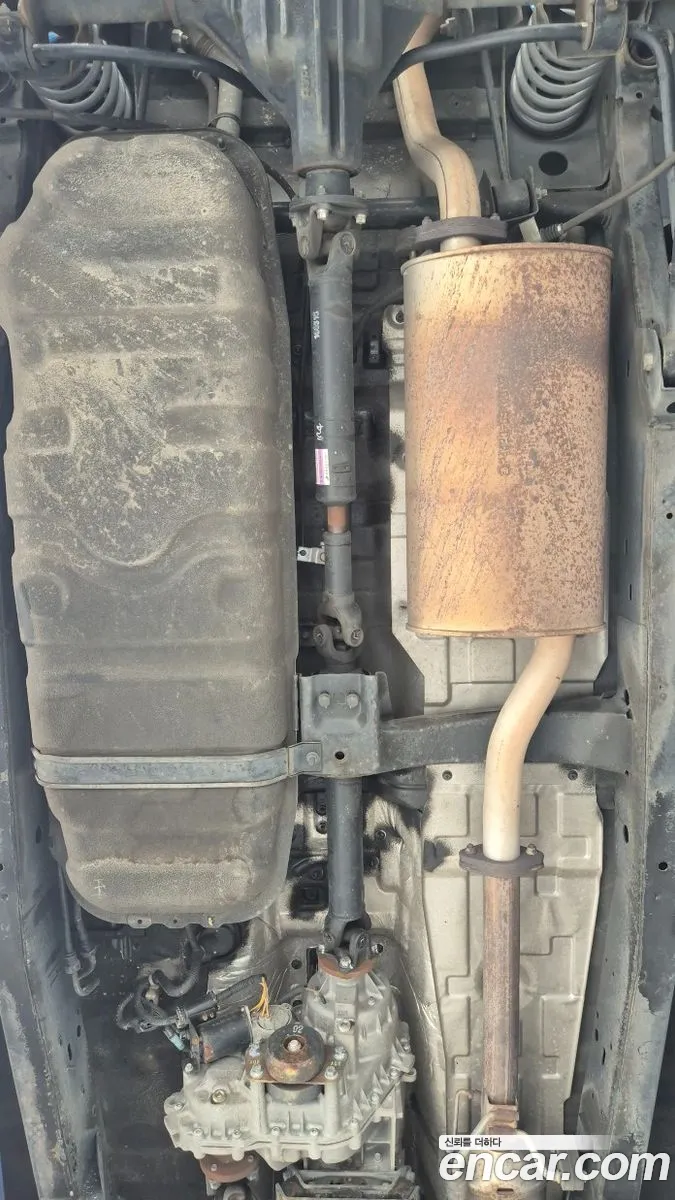 KG Mobility (SsangYong) Super Rexton 2010 — 18