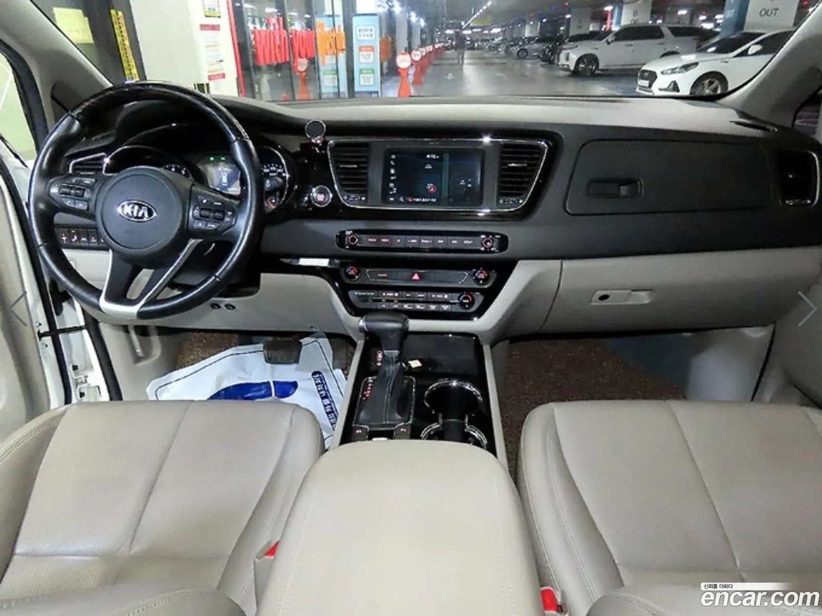 Kia Carnival 2019 — 14