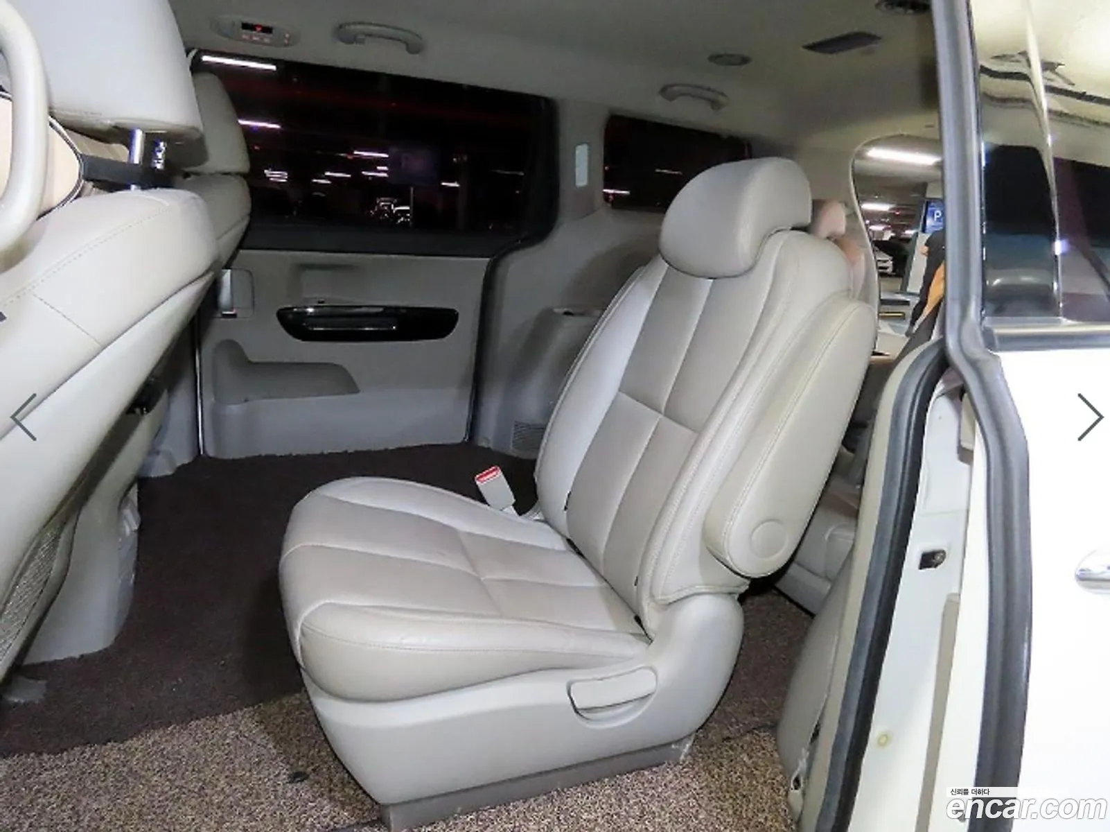 Kia Carnival 2019 — 15