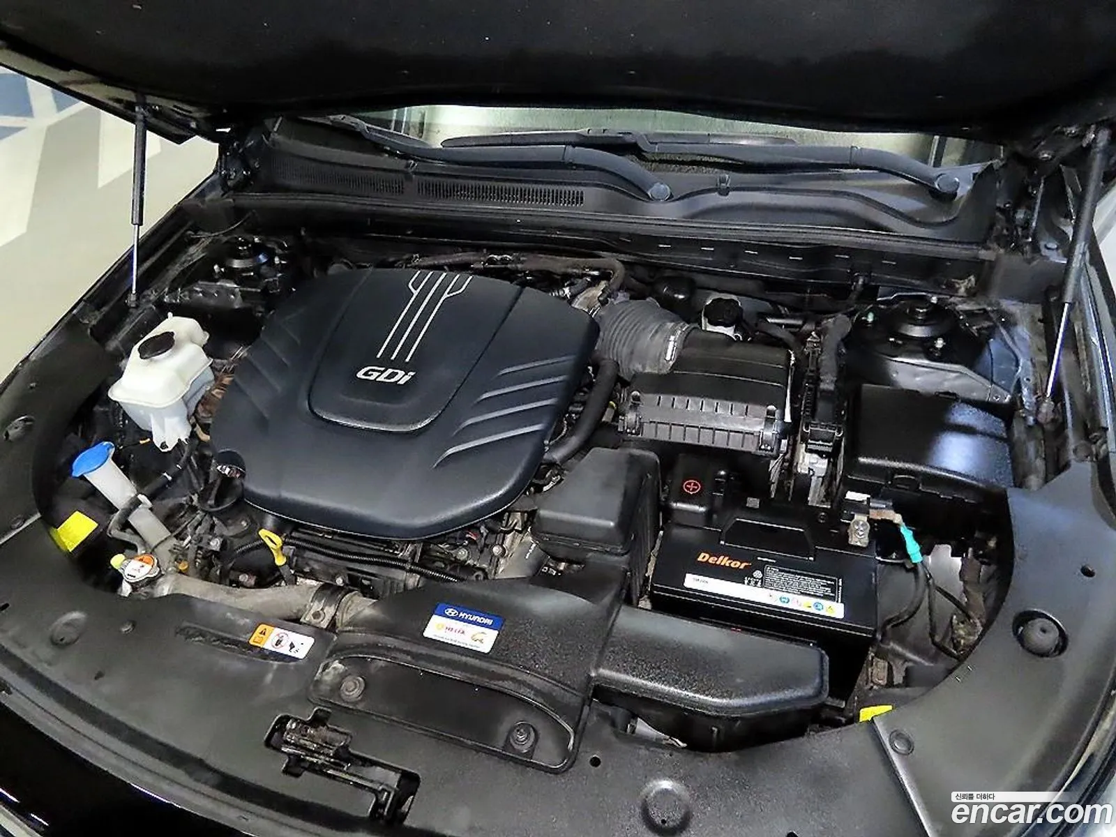 Hyundai Aslan 2015 — 2