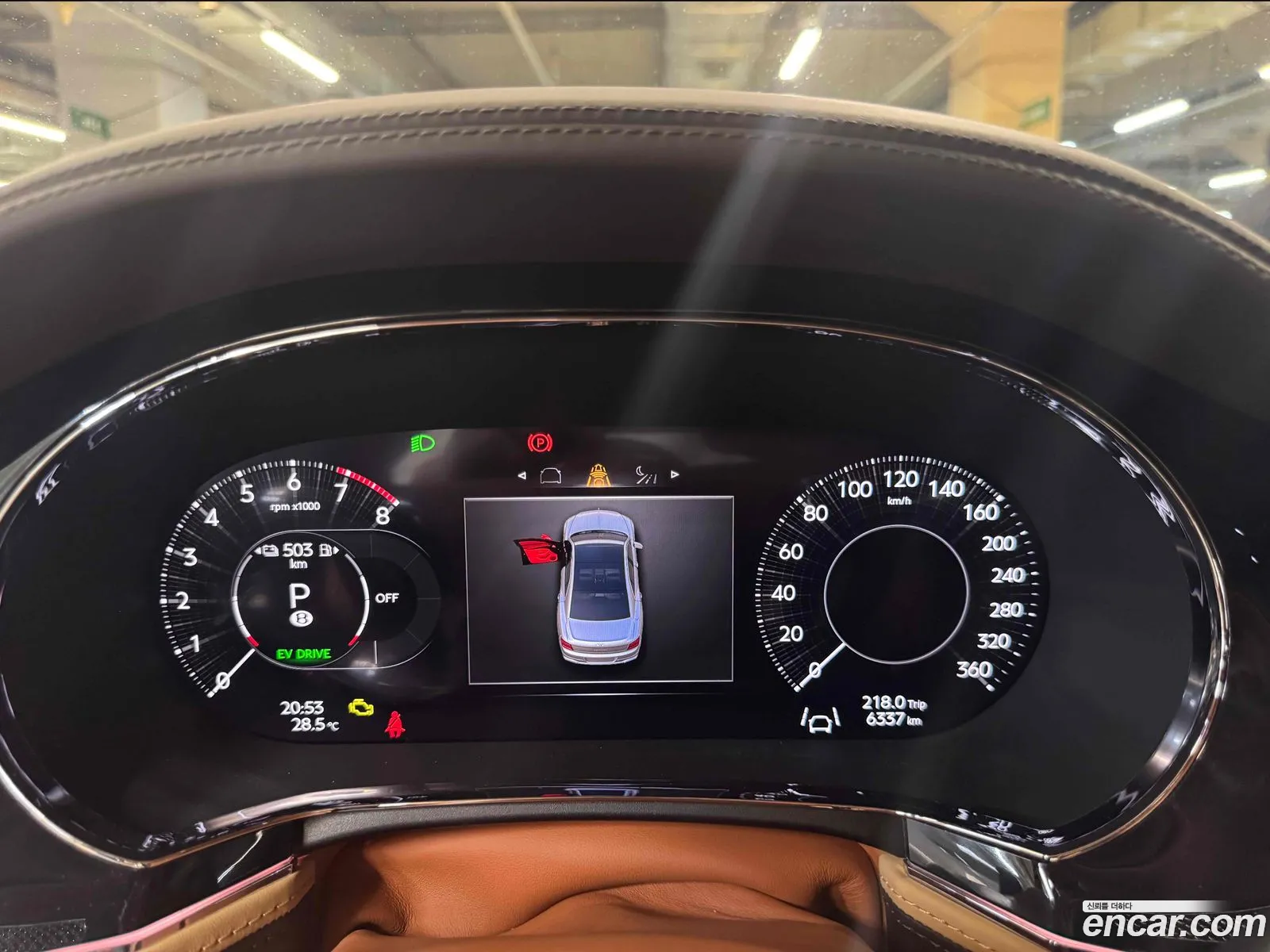 Bentley Flying Spur 2025 — 10