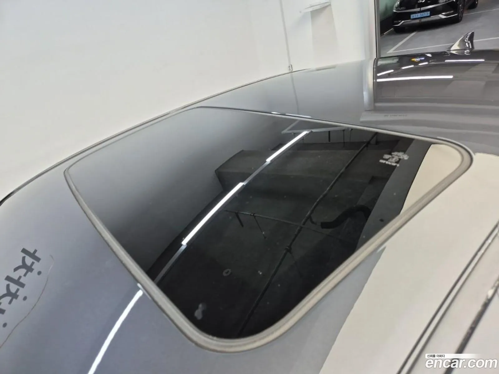Lexus ES300h 7th Gen 2024 — 19
