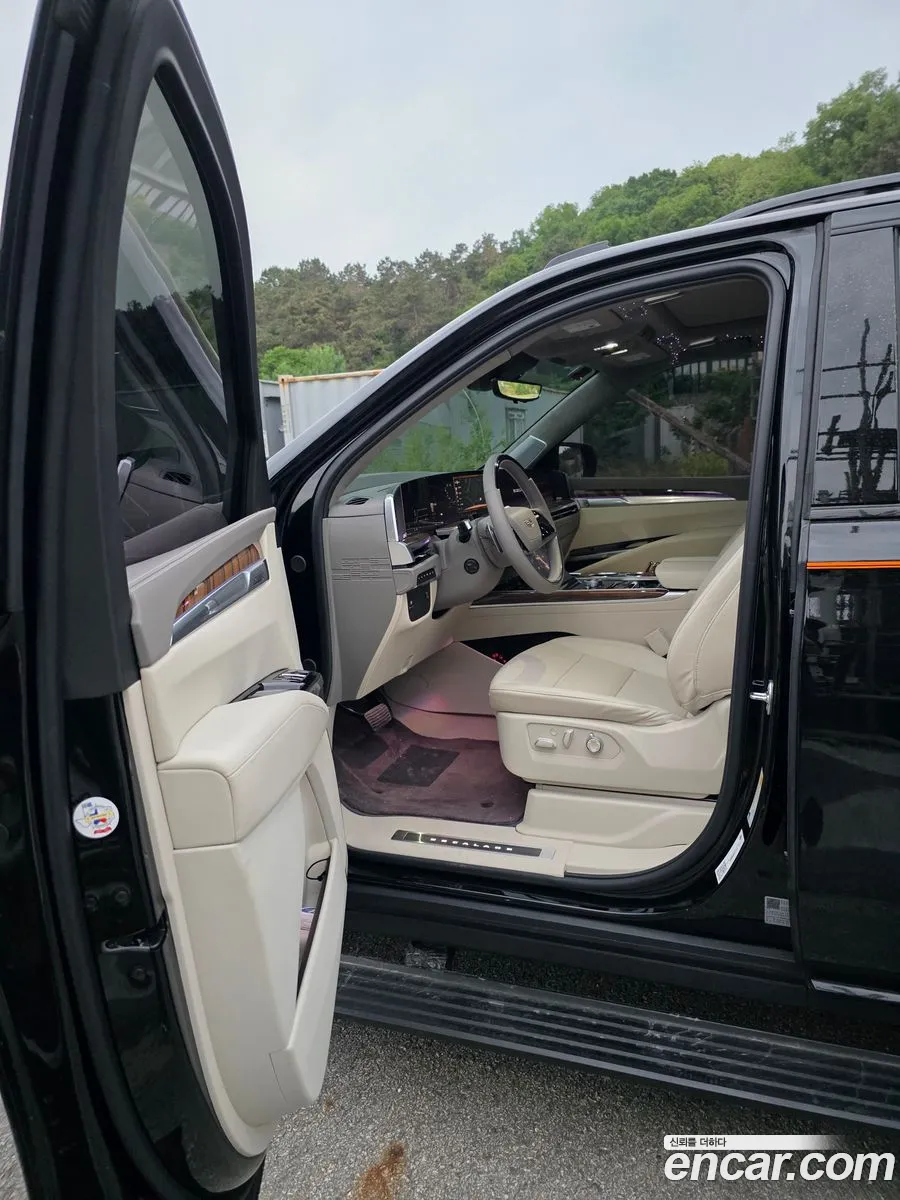 Cadillac Escalade 2025 — 3