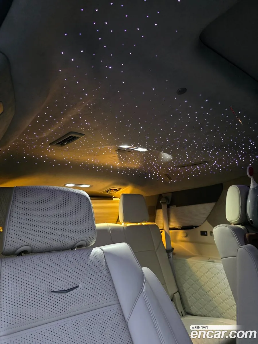 Cadillac Escalade 2025 — 16