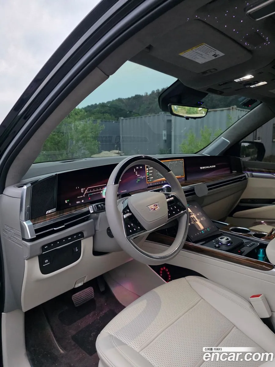 Cadillac Escalade 2025 — 4