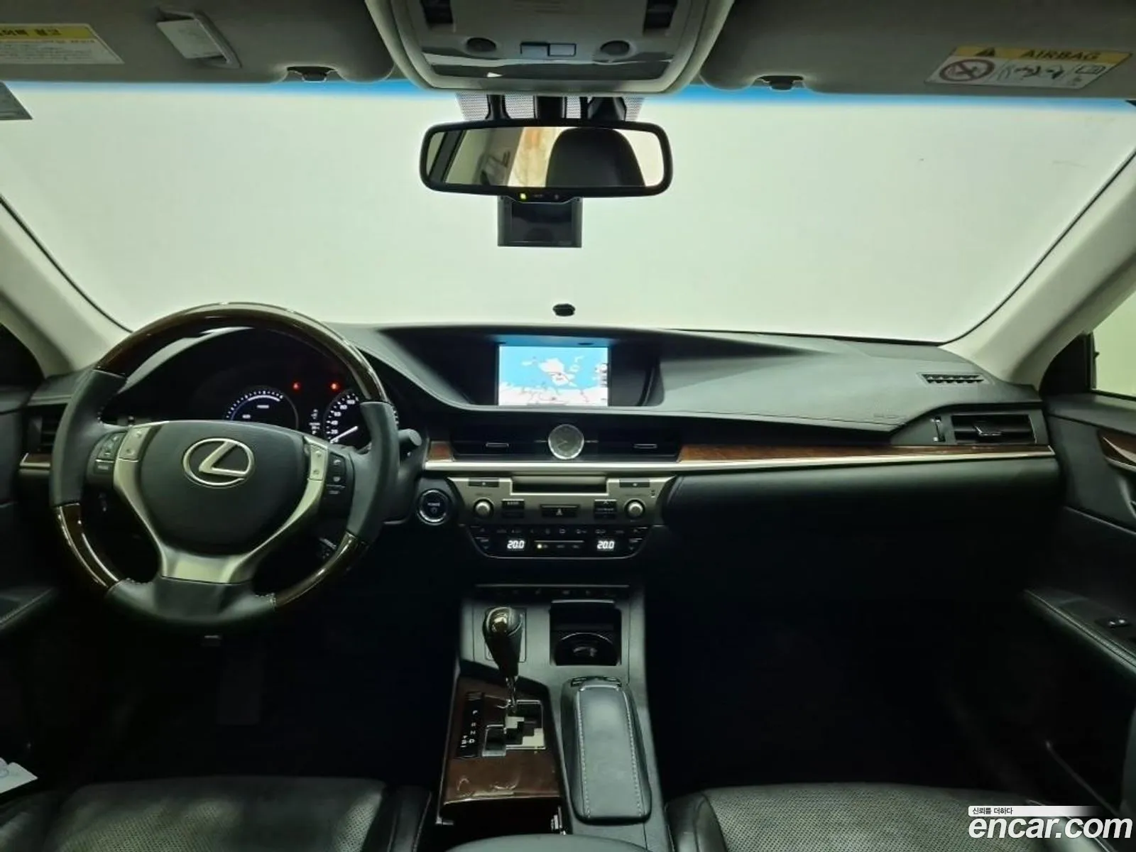 Lexus ES300h 2013 — 10