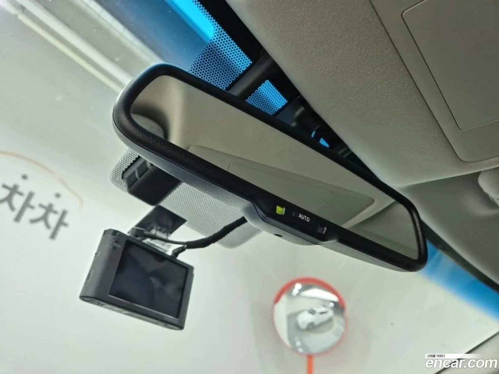 Lexus ES300h 2013 — 17