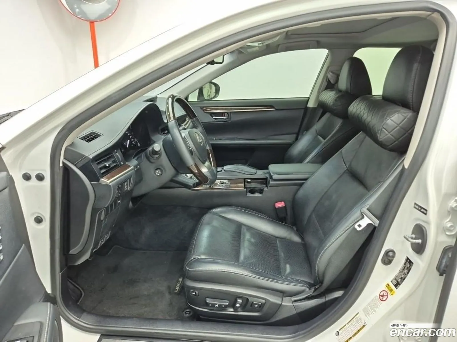 Lexus ES300h 2013 — 5