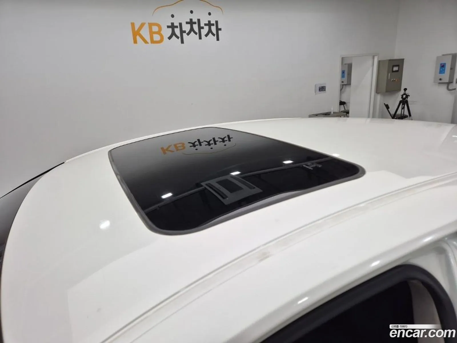 Lexus ES300h 2013 — 11