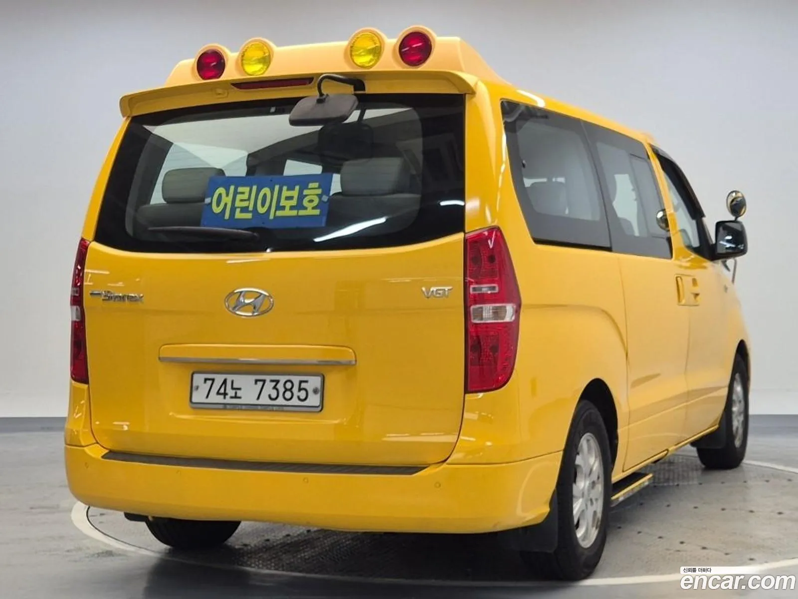 Hyundai Grand Starex 2015 — 16
