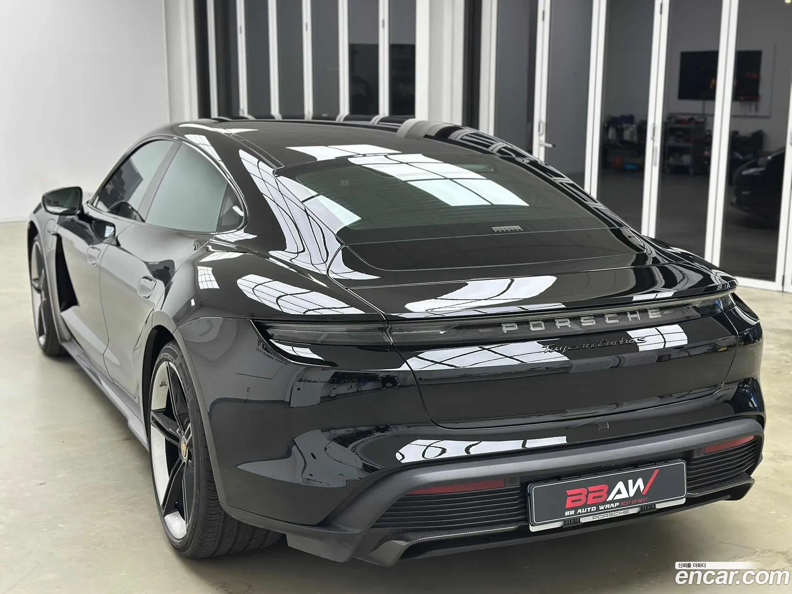 Porsche Taycan 2021 — 20