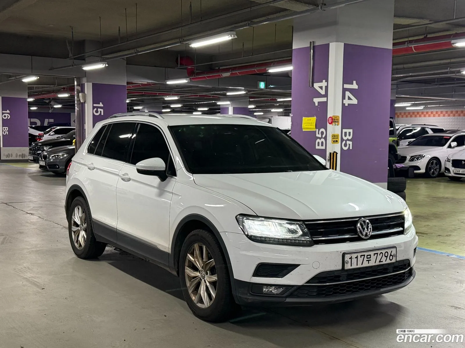 Volkswagen Tiguan 2020 — 12