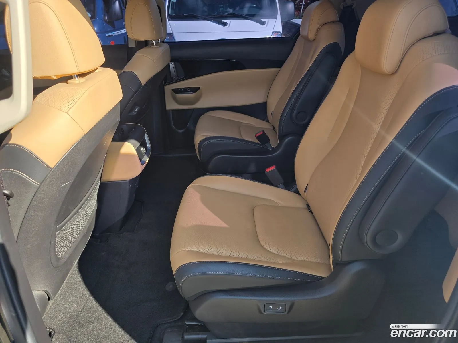Kia Carnival 2020 — 16