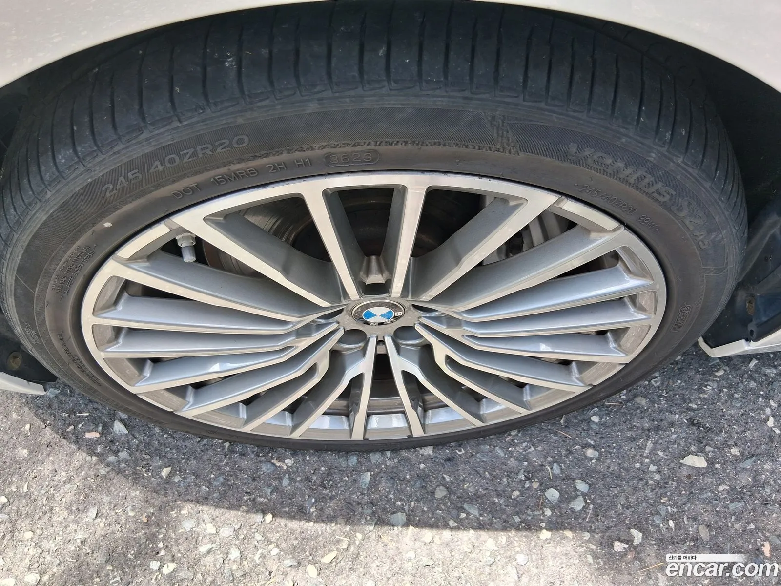 BMW 7 Series 2021 — 20