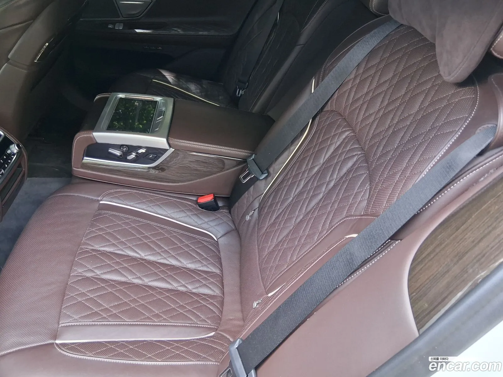 BMW 7 Series 2021 — 18