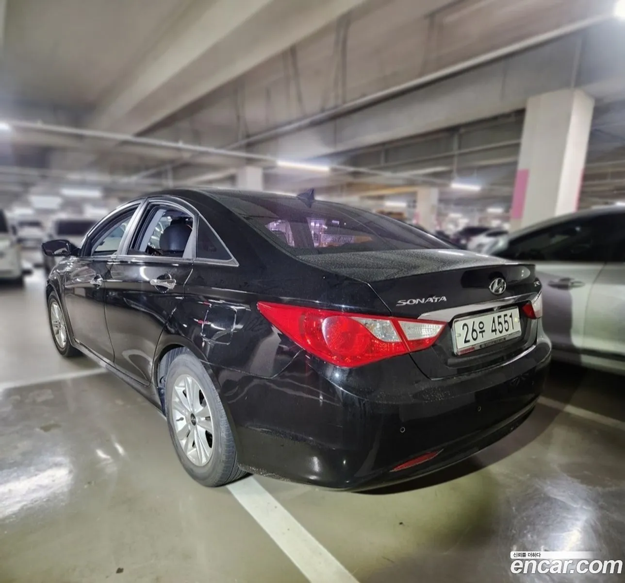 Hyundai YF Sonata
