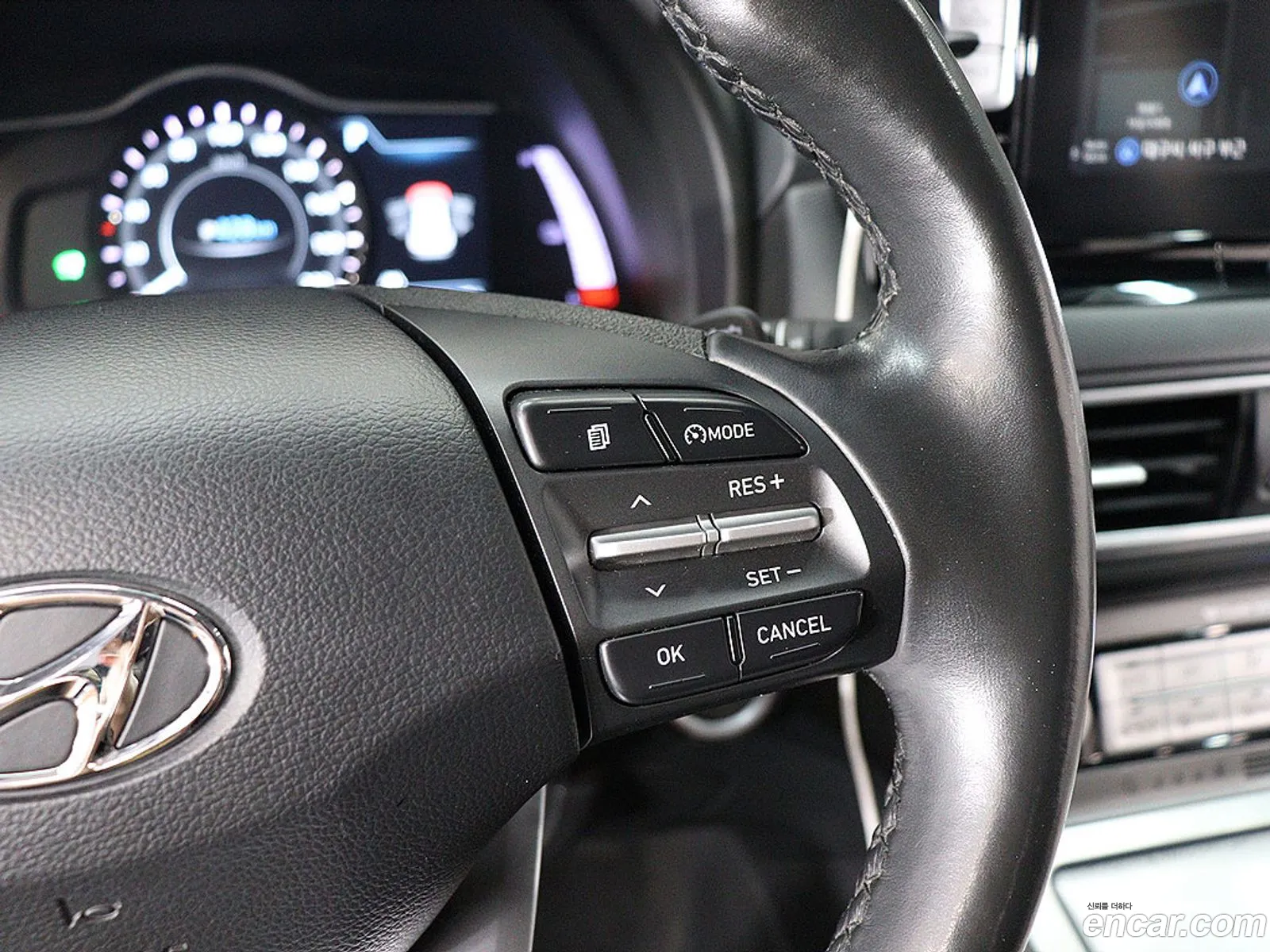 Hyundai Kona Electric 2019 — 3