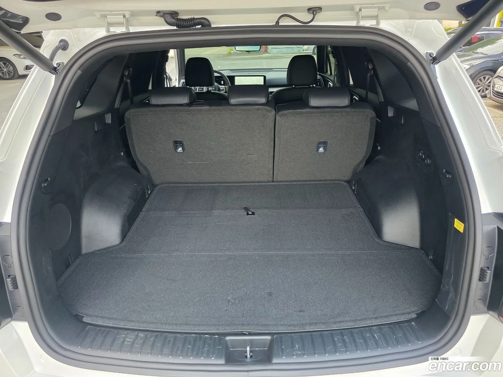 Kia Sorento 2024 — 12