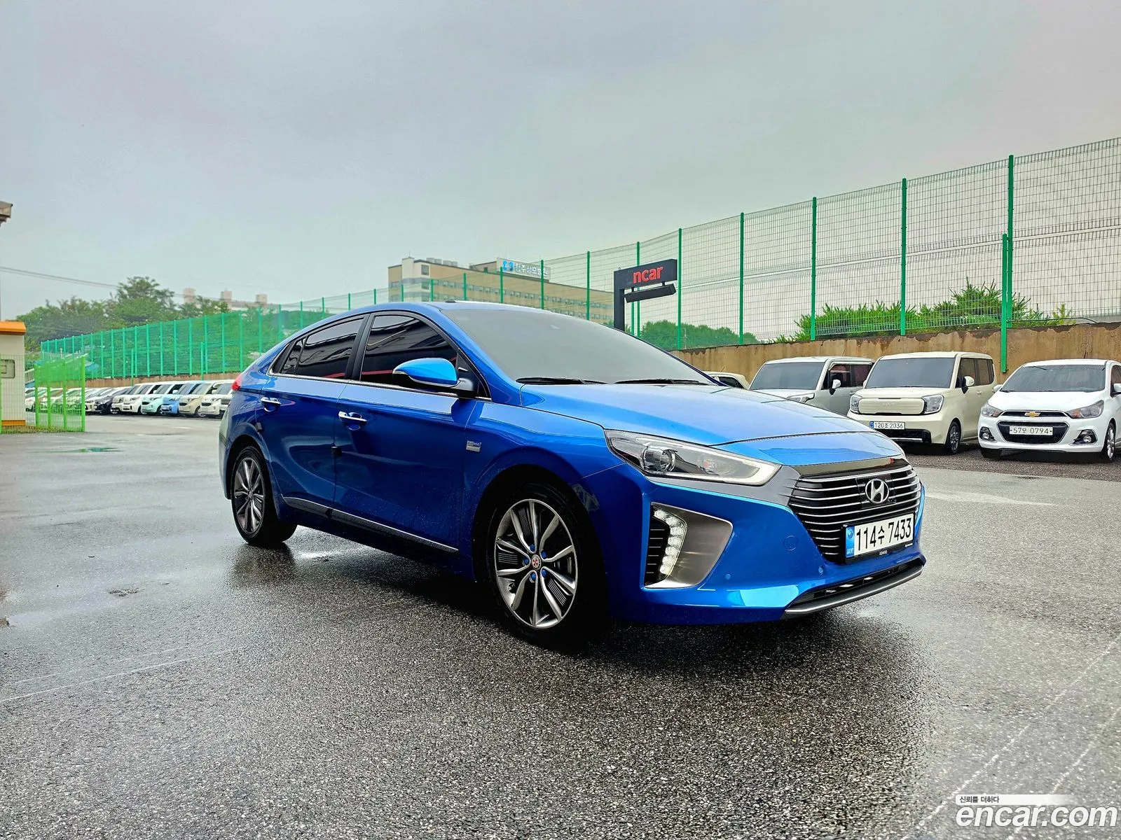 Hyundai Ioniq Hybrid 2018 — 19