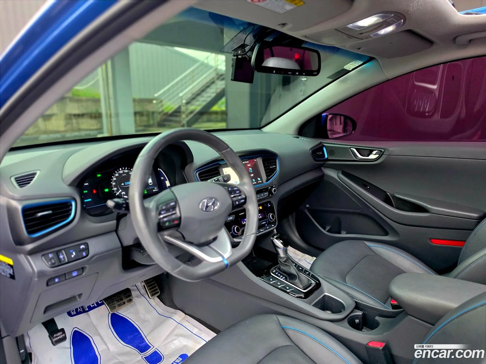 Hyundai Ioniq Hybrid 2018 — 10