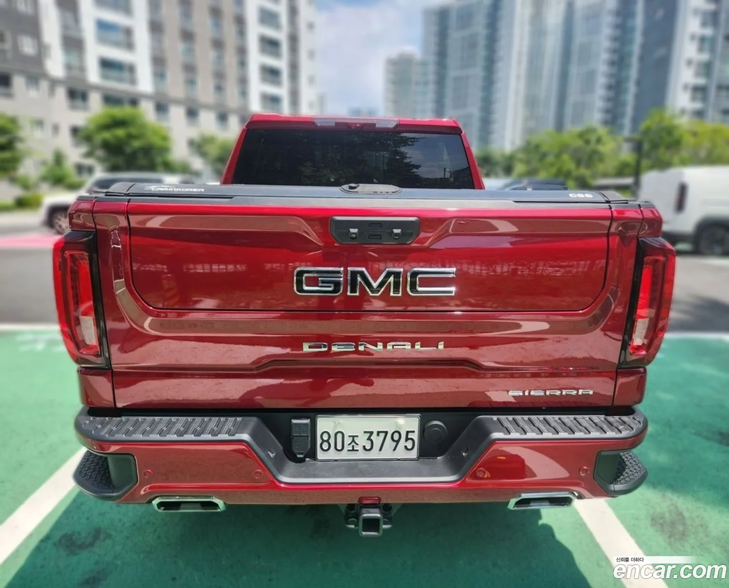 GMC Sierra 2023 — 14