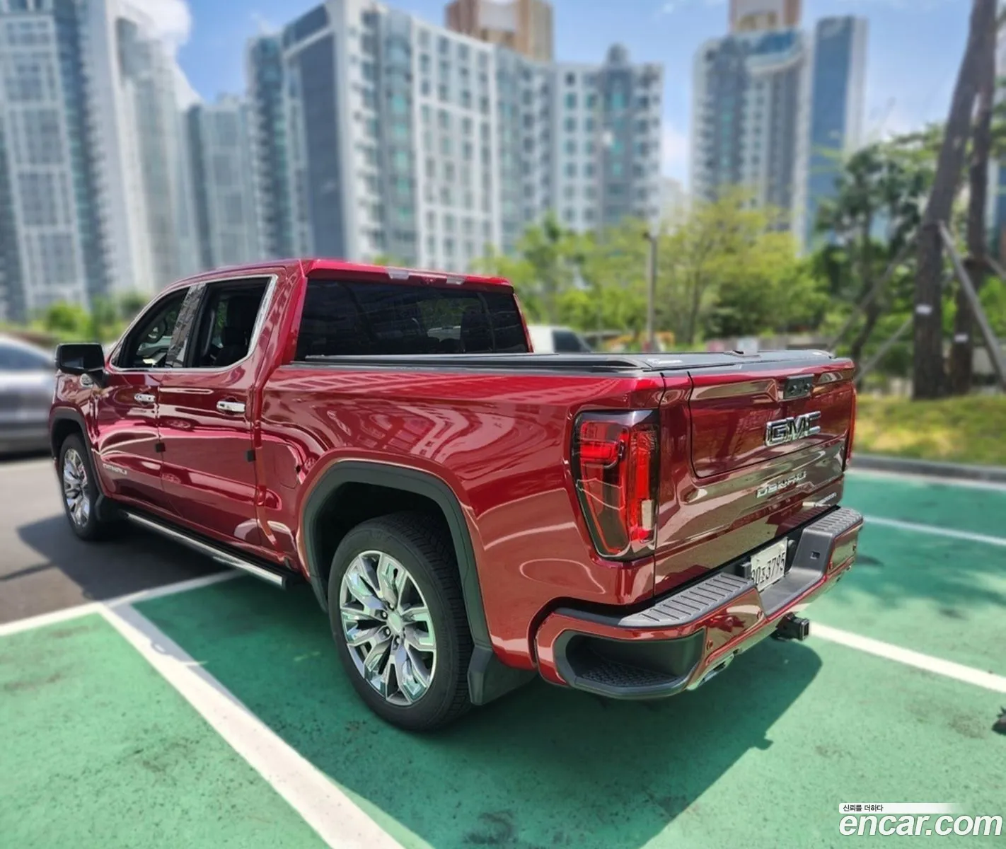 GMC Sierra 2023 — 13